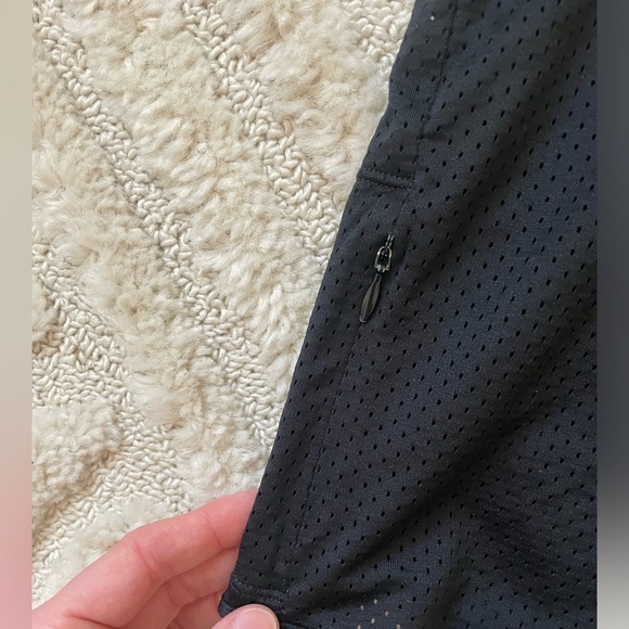 Nike - Dri Fit Mesh Running Tank Top - Picture 4 of 4